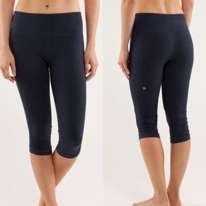 Lululemon In The Flow Athletic Yoga Crop: Inkwell